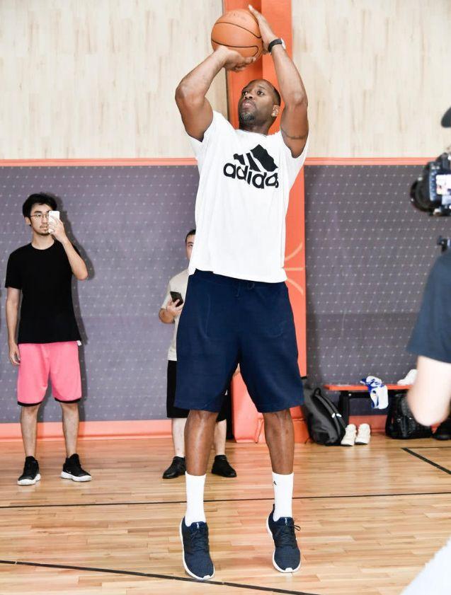 放弃组织，10号位做牺牲？解析B费为葡萄牙恐怖的战术升级（B费放下组织权：为葡萄牙恐怖战术升级牺牲的10号位解读）