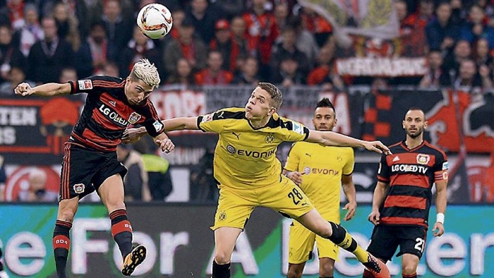 随着阿森纳2-0，利物浦1-1，切尔西1-3爆冷，英超最新积分榜出炉（英超最新榜单公布：阿森纳2-0全取三分，利物浦1-1憾平，切尔西1-3遭冷门）