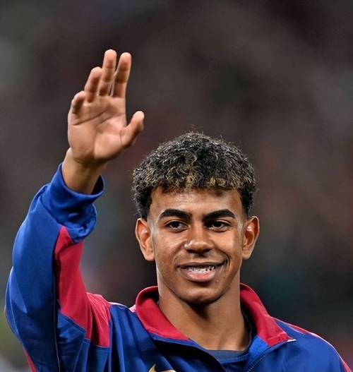 广岛主帅：申花在身体和速度方面很出色，J联赛球队技术细腻（广岛主帅称申花体能与速度出众，J联赛球队以细腻技术见长）