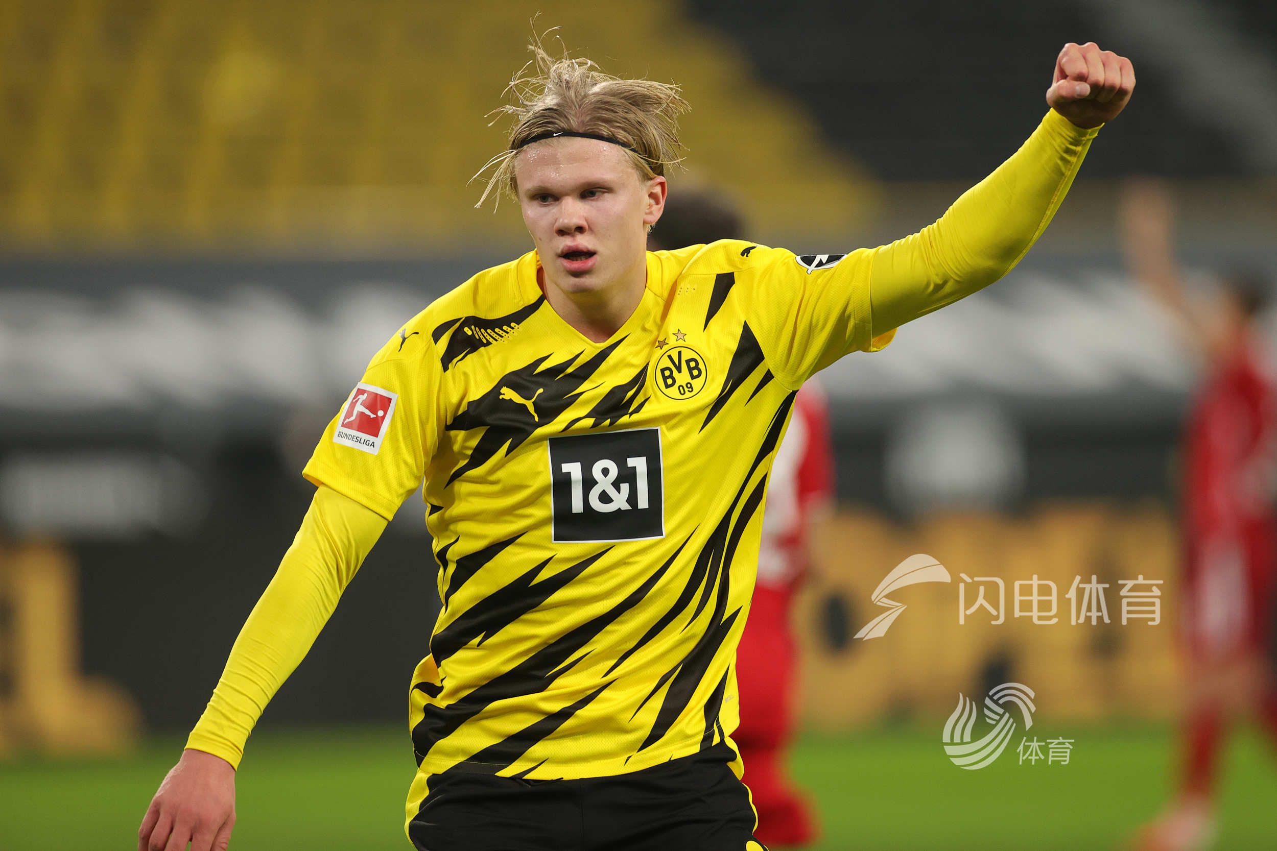 这球可惜了！杨瀚森跟进篮下未获队友传球打破得分荒（错失良机！杨瀚森篮下跟进未获传球，未能终结得分荒）