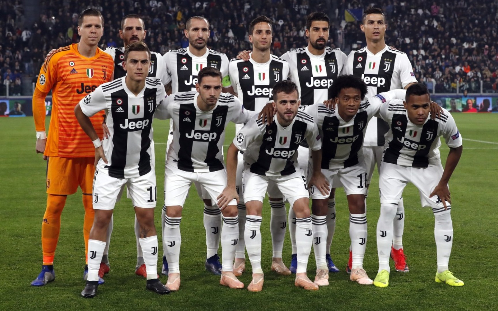 最后3秒广州对徐杰犯规 裁判未响哨！替补席众将摊手挠头疑惑不解（读秒阶段广州对徐杰犯规未被吹罚 替补席球员集体摊手不解）