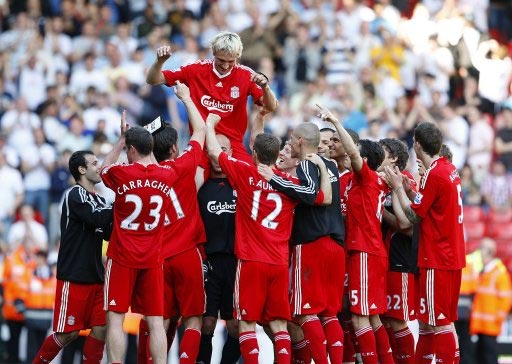 土耳其11月世预赛大名单：恰20领衔，詹-乌尊、厄泽尔缺席（土耳其公布11月世预赛大名单：恰尔汗奥卢领衔，詹-乌尊、厄泽尔落选）