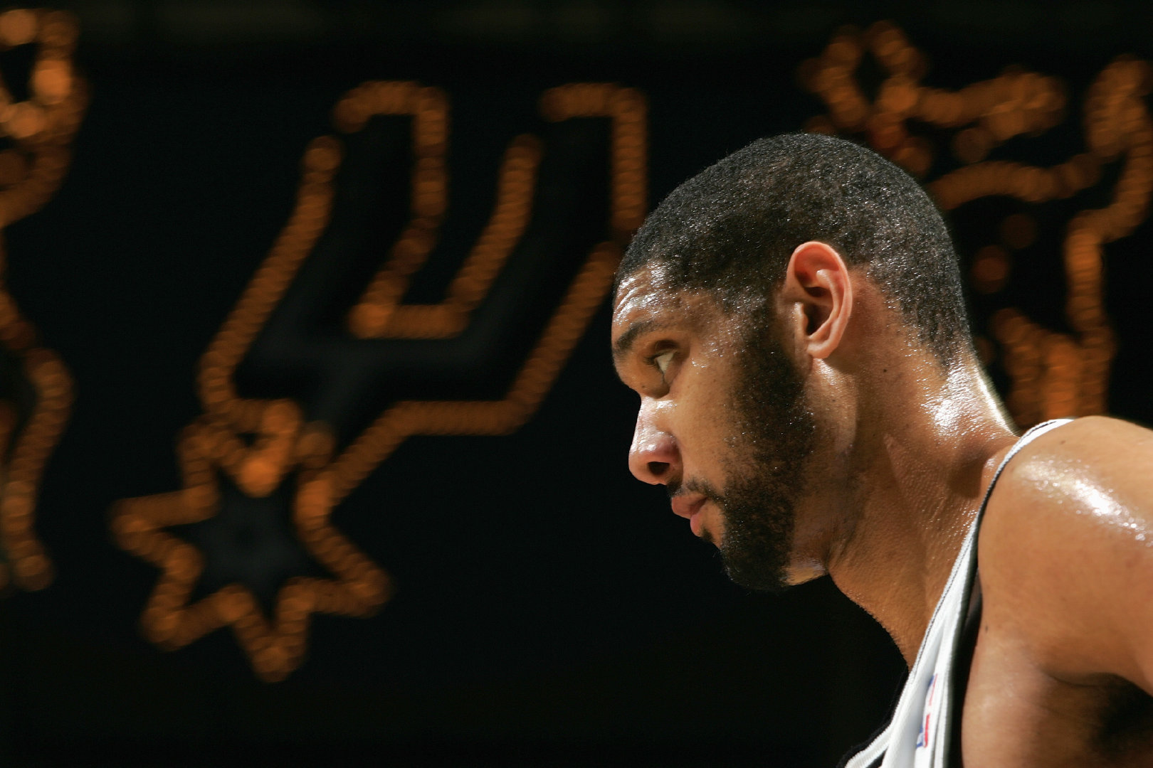 梅西的冠军总数比同期世界上任何俱乐部的冠军总数都要更多！（同期内，梅西夺冠次数多于全球任何一家俱乐部）