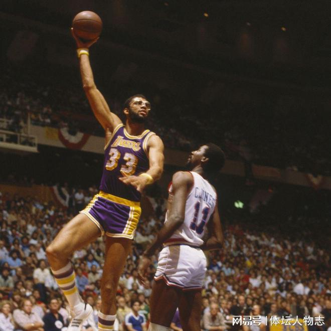 数说真相 ｜ 三战轰下90分渐入佳境！詹姆斯爆发接管湖人并非偶然（数据揭秘：三战合砍90分状态回升，詹姆斯接管湖人并非偶然）