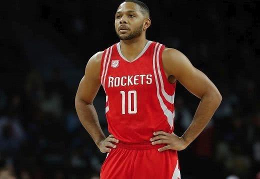 帕雷德斯父亲：我了解一些事情，知道迪巴拉想来博卡（帕雷德斯父亲称：我有内部消息，迪巴拉想加盟博卡）